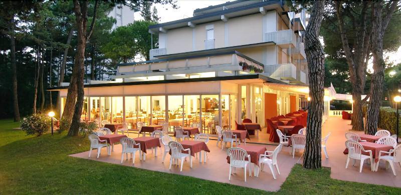 Hotel San Marco リニャーノ・サッビアドーロ エクステリア 写真